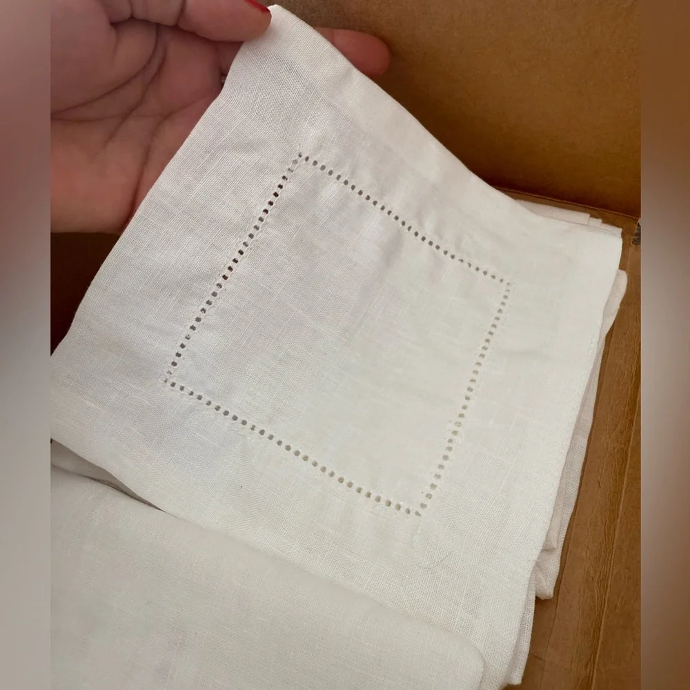 ATLINIA White Linen Placemats and Coasters
